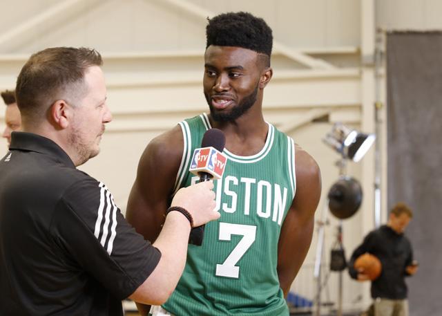 自不同聯盟 自不同聯盟