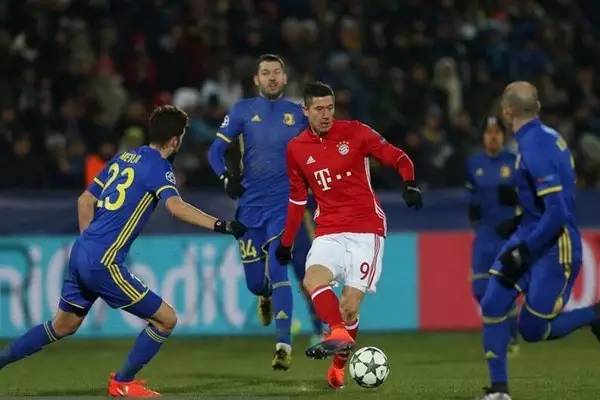 不仅仅是他 不仅仅是他