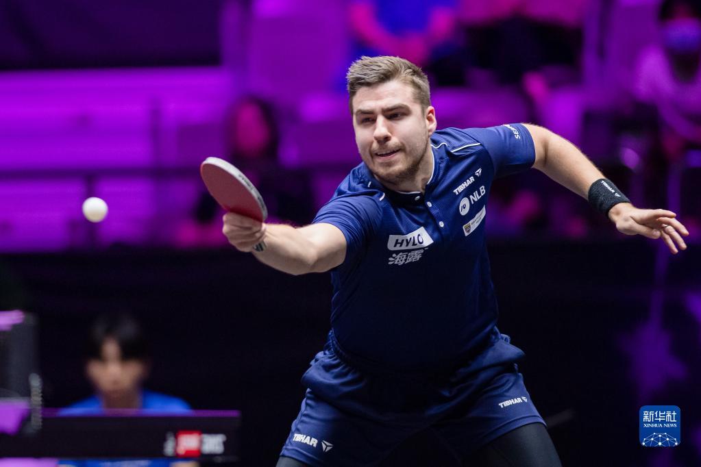 漫画家的 漫画家的